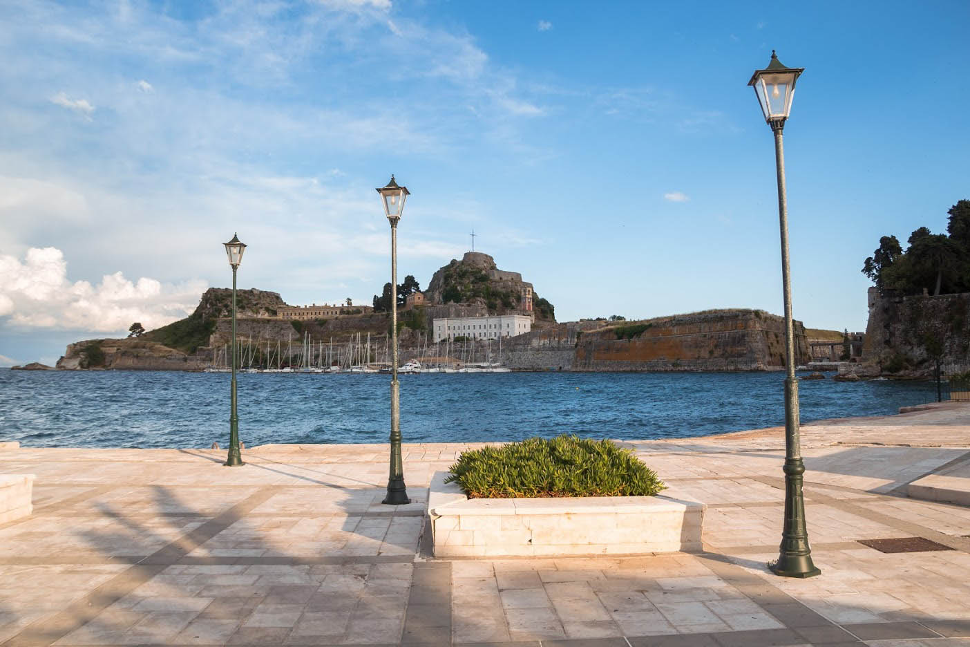 Faliraki Φαληράκι mykerkyra Eddie Kastamonitis