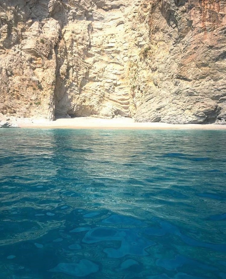 παραλία Χωμοί Paradise beach marilia makri mykerkyra.com