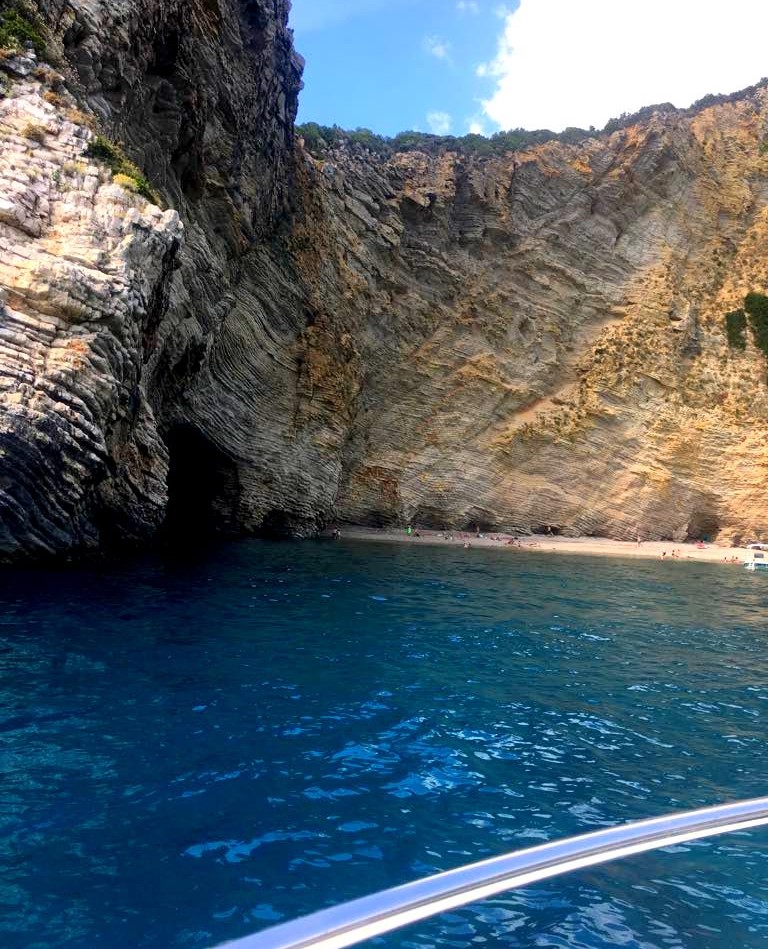 παραλία Χωμοί Paradise beach marilia makri mykerkyra.com