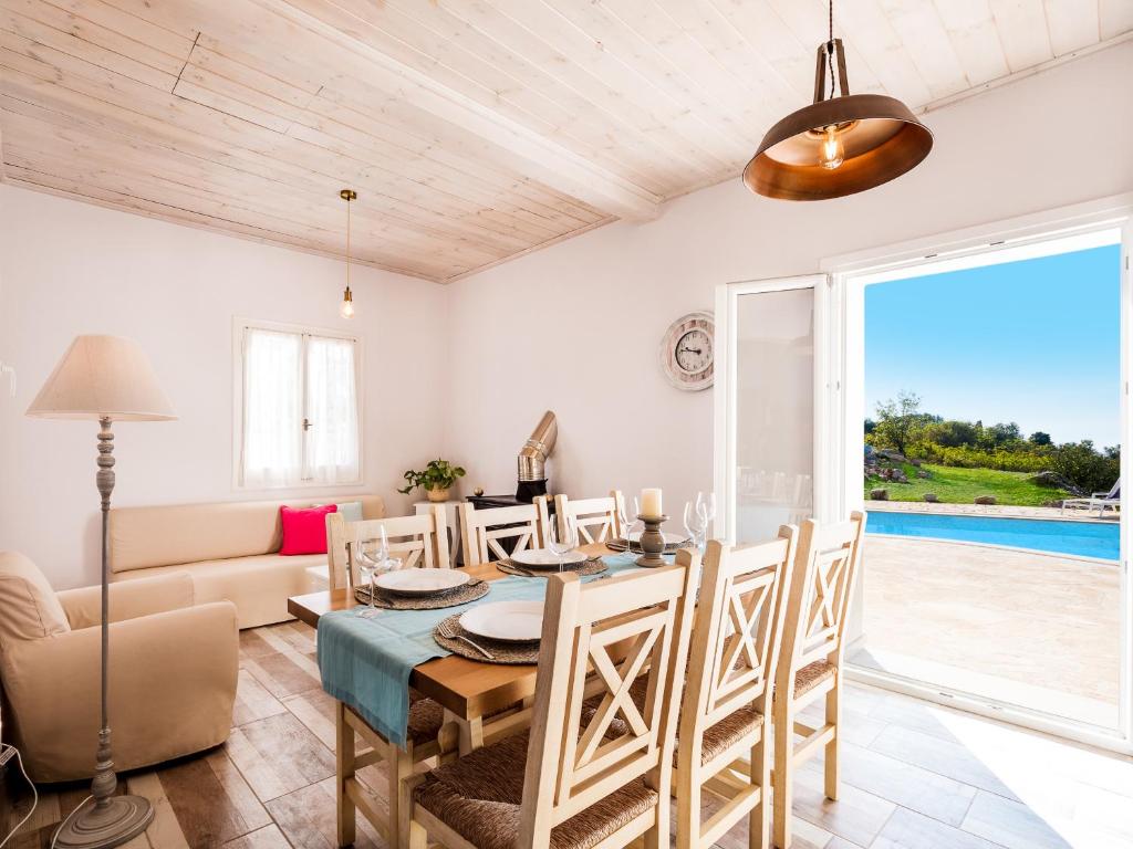 Villa Socrates mykerkyra.com