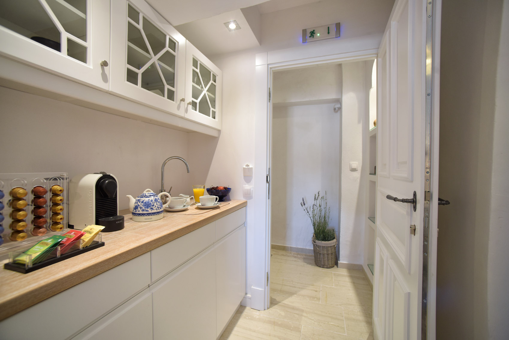 Liston suites Achillion suite mykerkyra.com