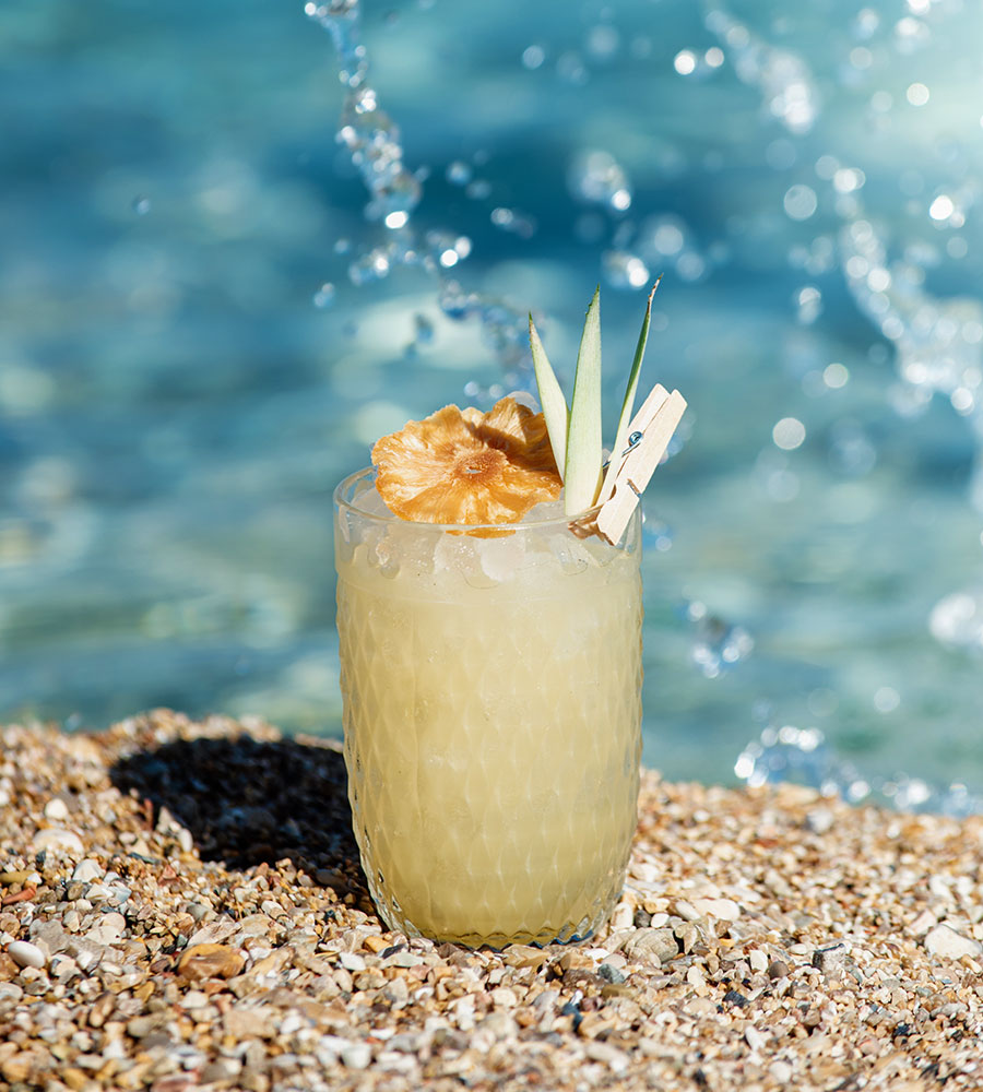 Beach Bar Cocktail Verde-Blu- Μπαρμπάτι Barbati mykerkyra.com