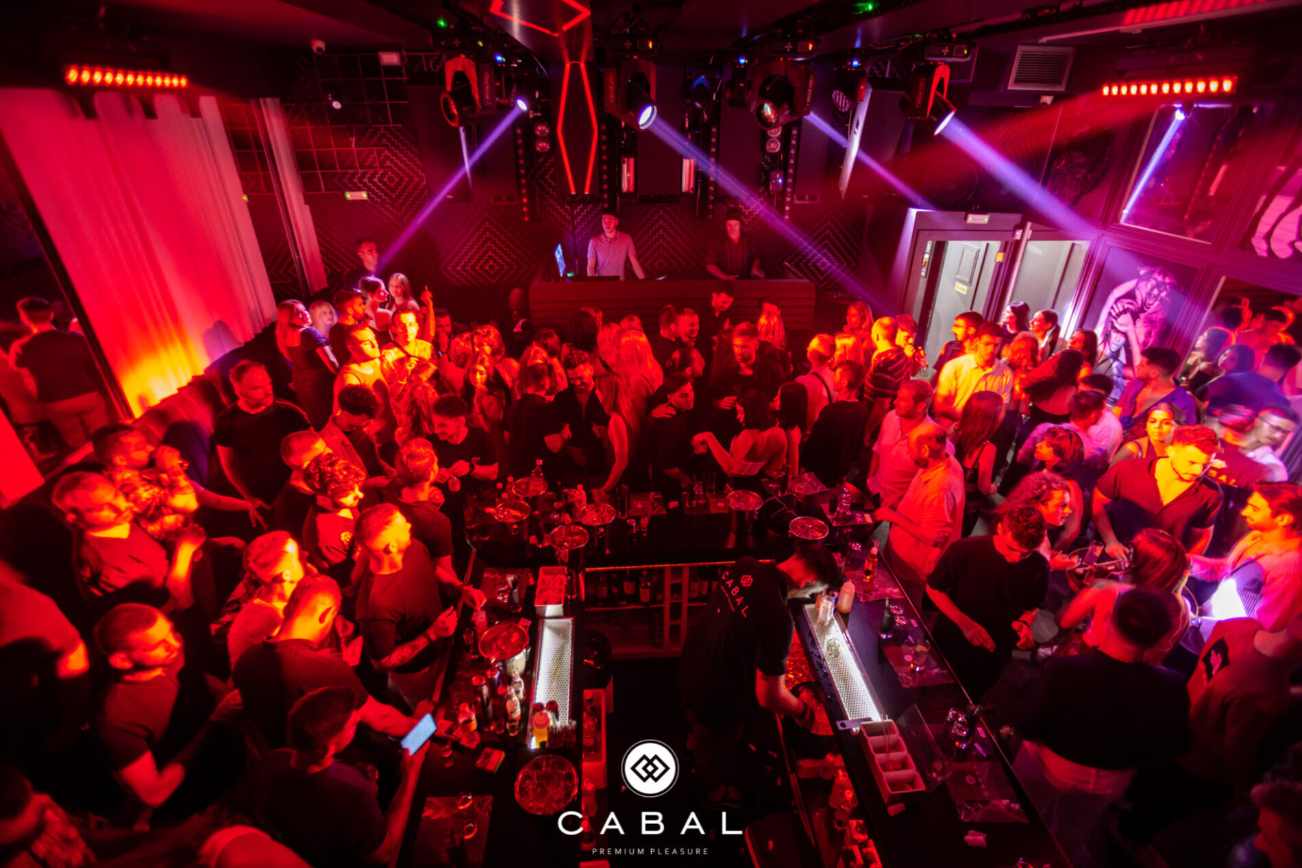 54 Dreamy Nights & Cabal clubs bars κλαμπ μπαράκια νυχτερινή ζωή nightlife Κέρκυρα Corfu mykerkyra (2)