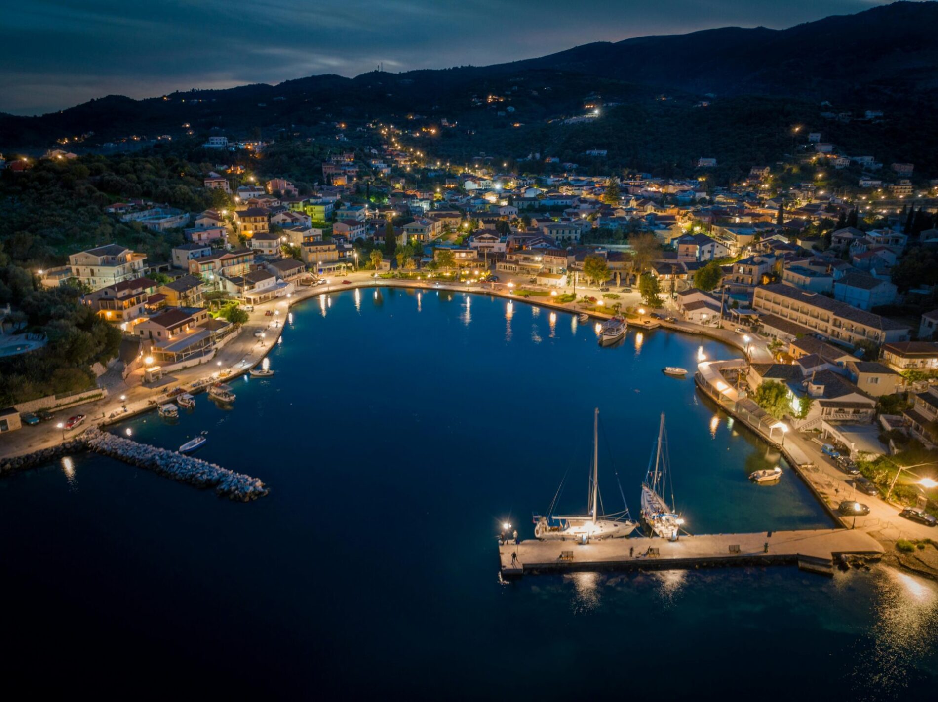πρωτοχρονιάτικα έθιμα κέρκυρα New Year's Traditions in Corfu ρόδι στρίνα κρεμμυδα mykerkyra (4)